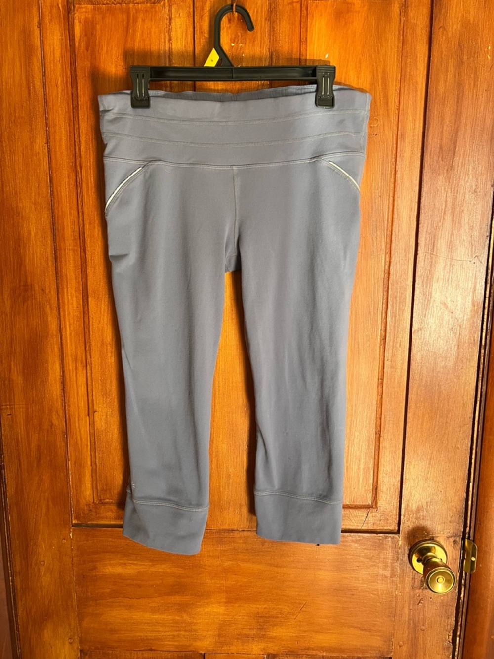 Athleta Cropped Leggings